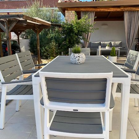 Apartments Roberta Novigrad Istria 外观 照片