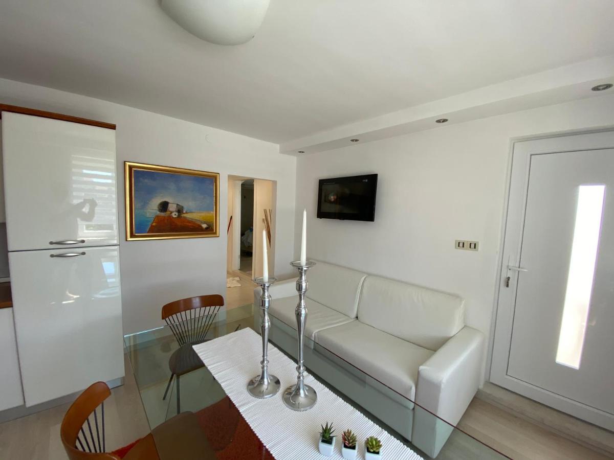 Apartments Roberta Novigrad Istria 外观 照片